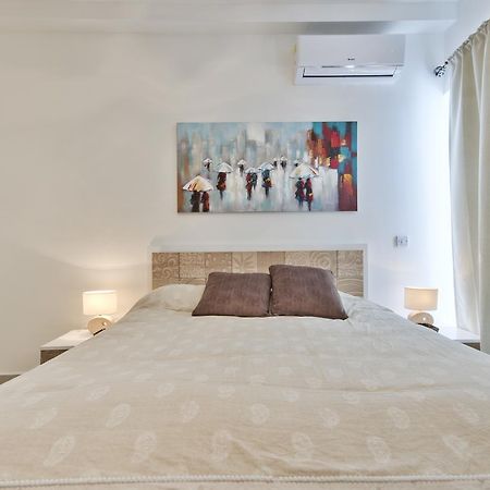 "Centre Point" Apartment Saint Julian's Екстер'єр фото
