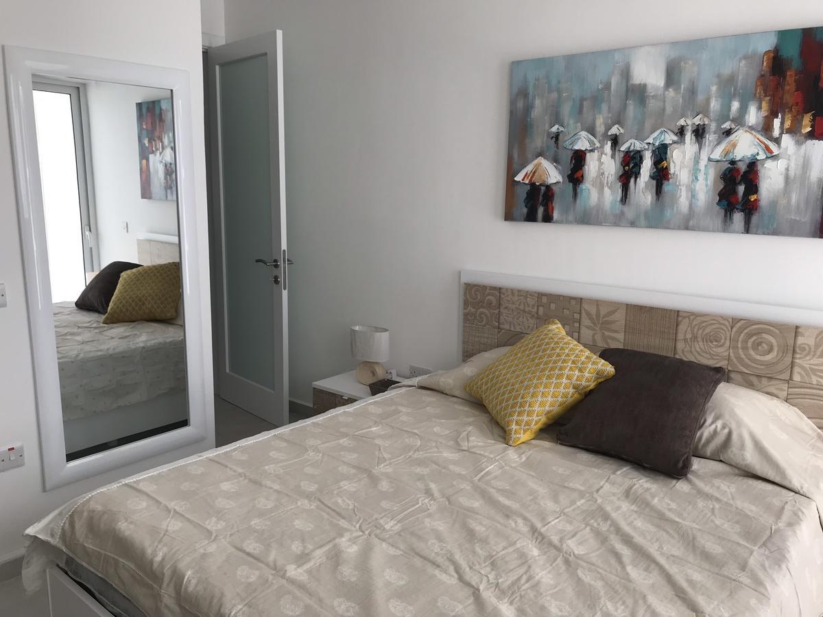 "Centre Point" Apartment Saint Julian's Екстер'єр фото