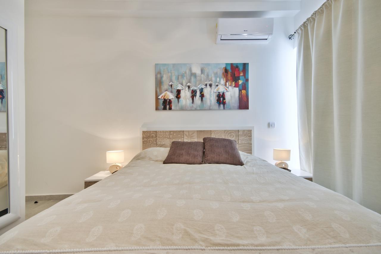 "Centre Point" Apartment Saint Julian's Екстер'єр фото